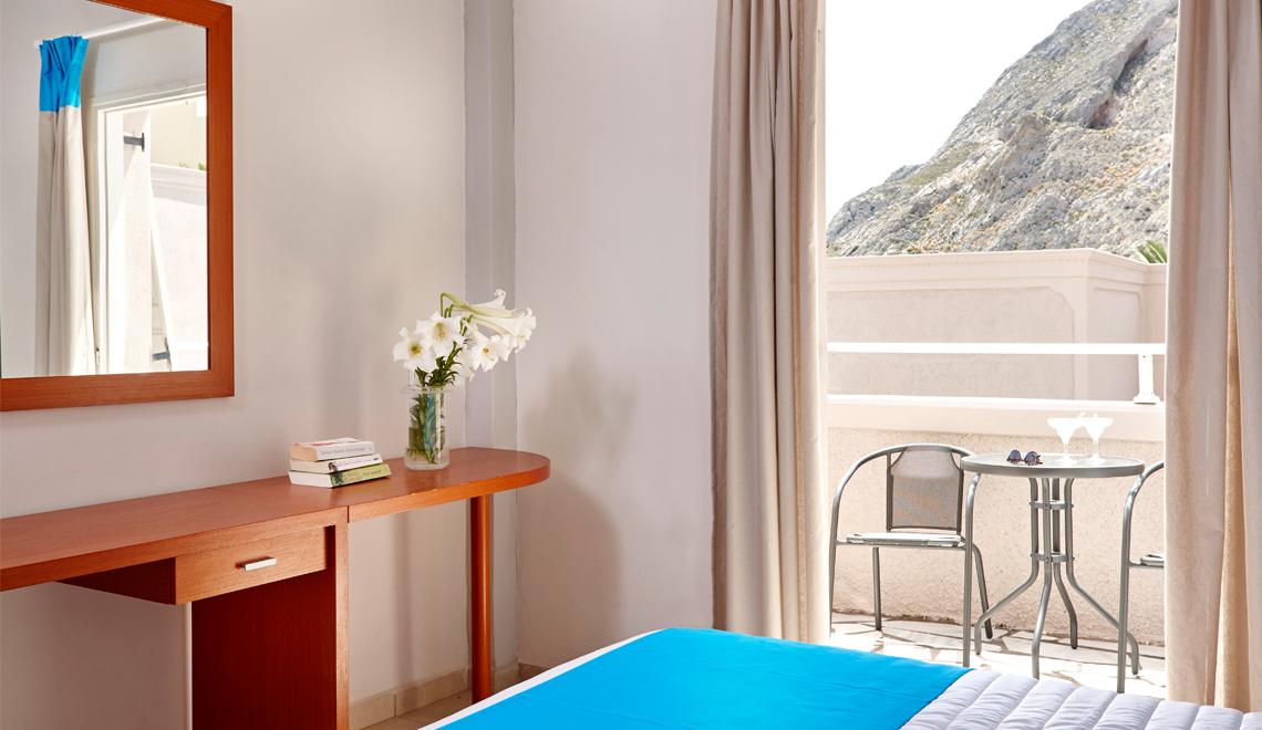 Hotel Terra Blue Santorini Kamári Esterno foto
