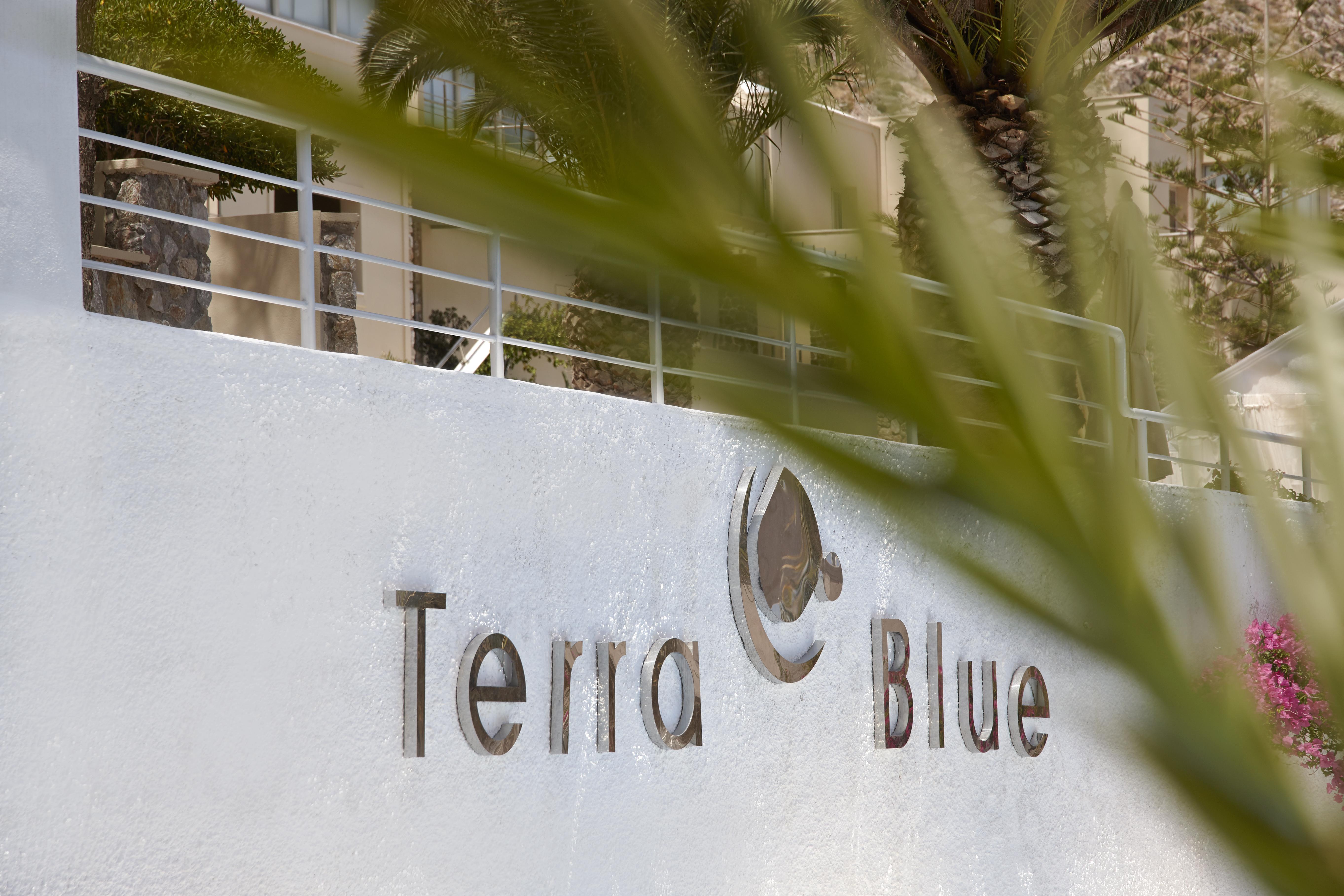 Hotel Terra Blue Santorini Kamári Esterno foto