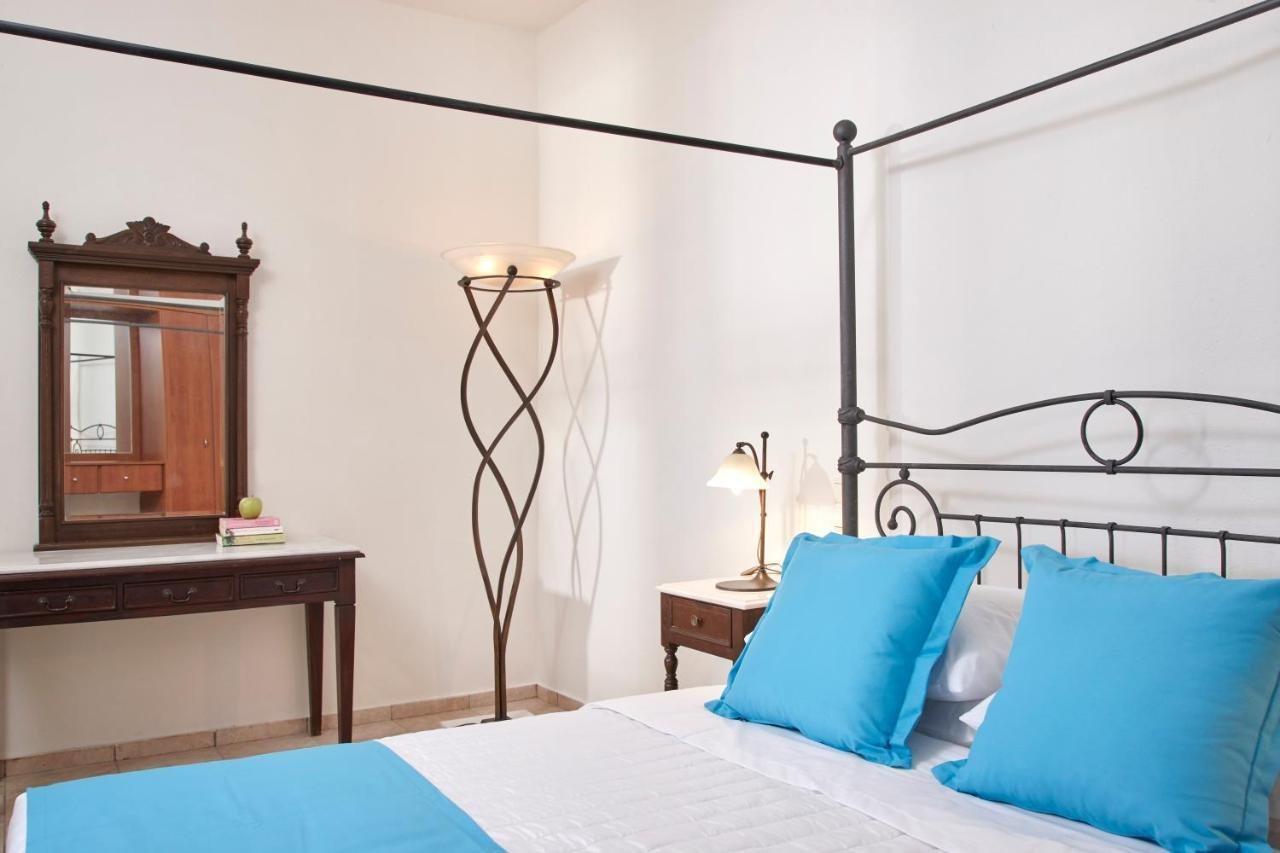 Hotel Terra Blue Santorini Kamári Esterno foto