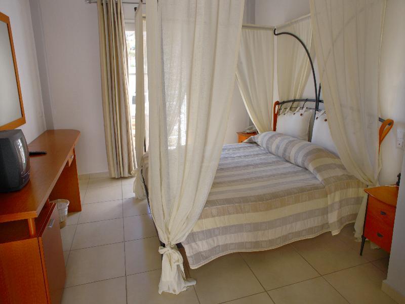 Hotel Terra Blue Santorini Kamári Esterno foto