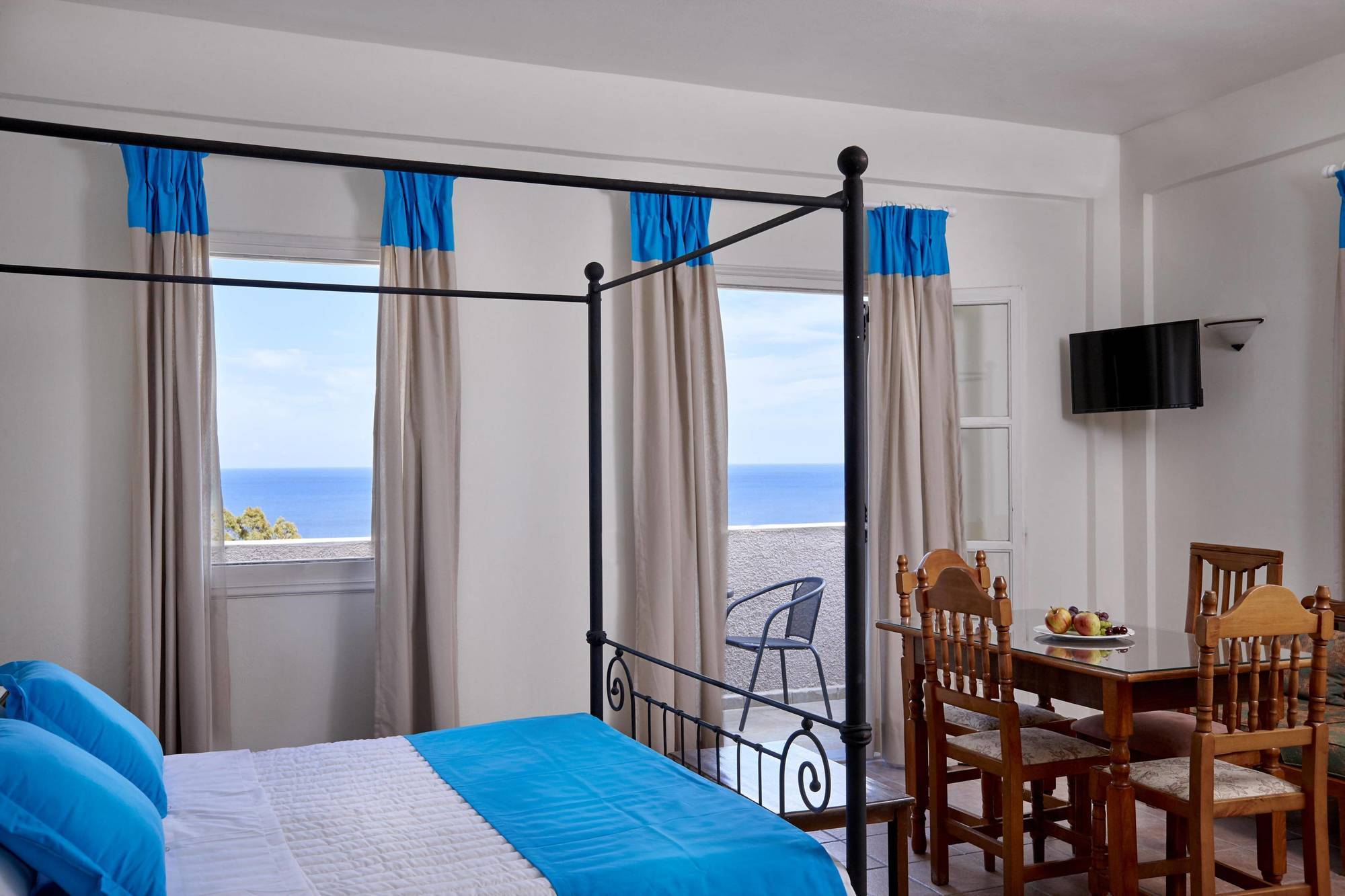 Hotel Terra Blue Santorini Kamári Esterno foto