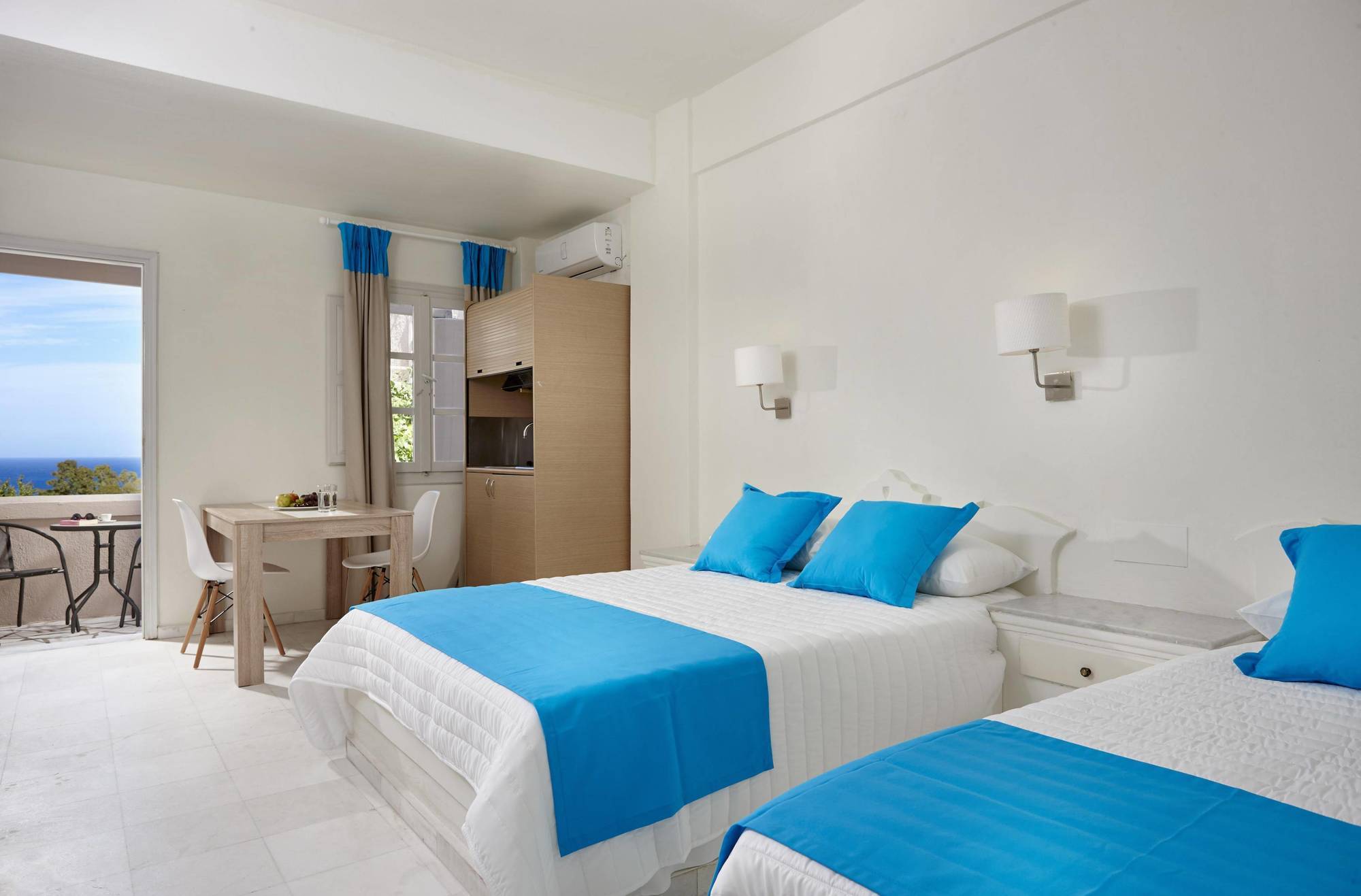 Hotel Terra Blue Santorini Kamári Esterno foto