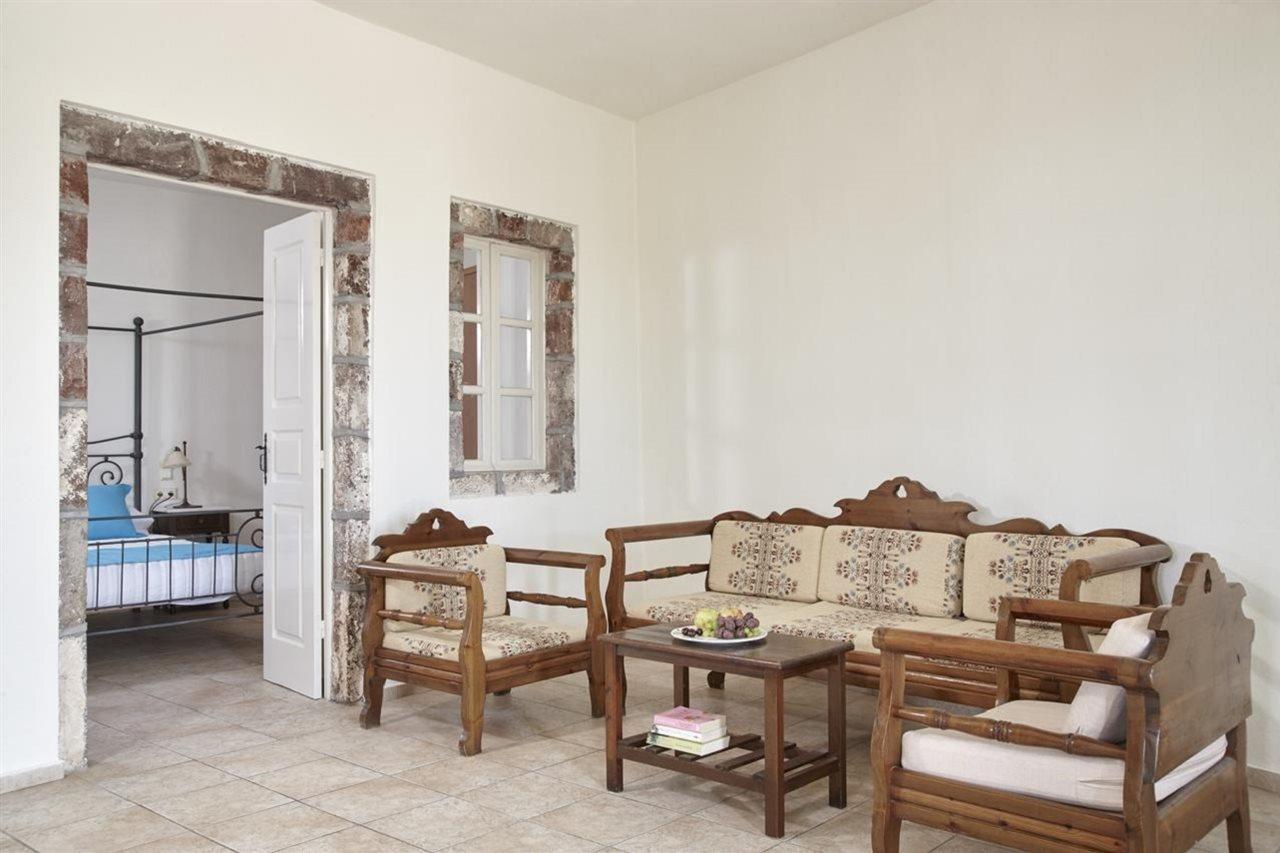 Hotel Terra Blue Santorini Kamári Esterno foto